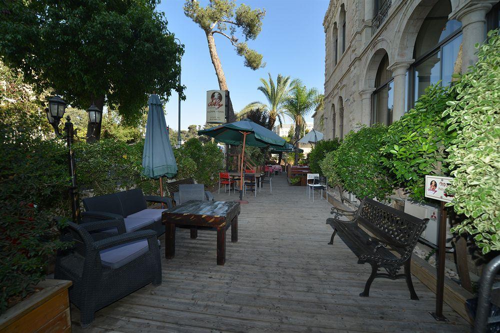 The Little House In Bakah Hotel Jerusalem Exterior photo