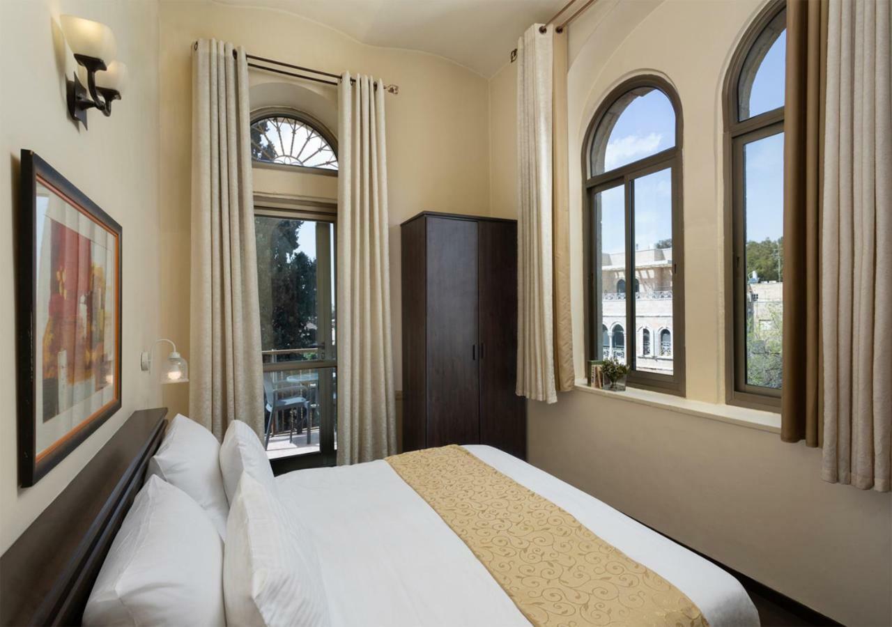 The Little House In Bakah Hotel Jerusalem Exterior photo